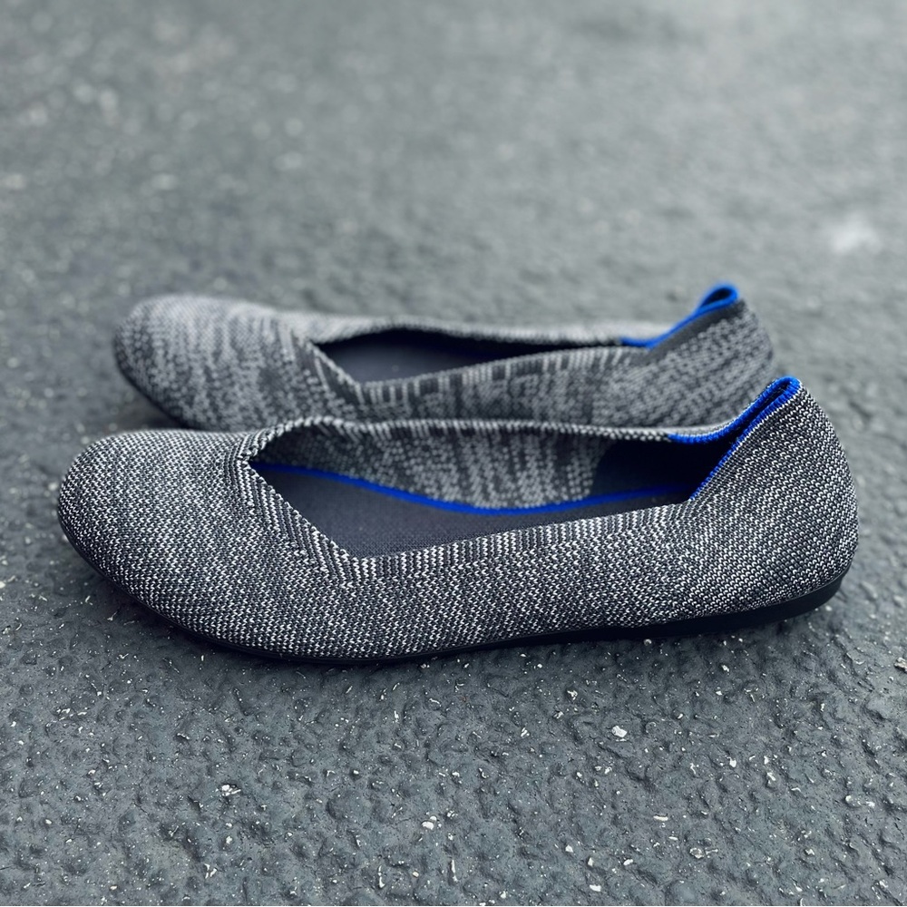Rothy’s retired grey granite round toe ballet flats size 8.5w